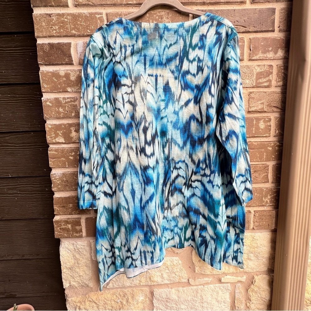 Chico's Women's Blue and Cream Scoop Neck 3/4 Sleeves Blouse, XL - Picture 2 of 6